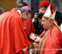 Arcebispos brasileiros recebem o Pálio Arquiepiscopal das mãos do Papa Francisco