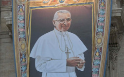 Francisco na beatificação de João Paulo I: transmitiu a bondade do Senhor