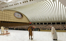 O Papa: pagar impostos é uma forma de partilhar as riquezas