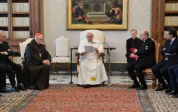 A guerra é terrível, mas não devemos nos dar por vencidos, diz papa Francisco