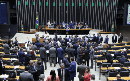 Câmara aprova urgência por votação de projeto de lei contra o aborto