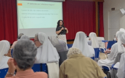 Religiosos da Arquidiocese de Cascavel participam de encontro de formação e convivência promovido pela CRB