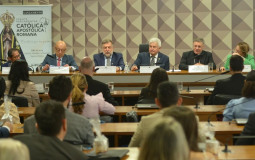 Instalada no Senado Federal uma Frente Parlamentar Católica Apostólica Romana