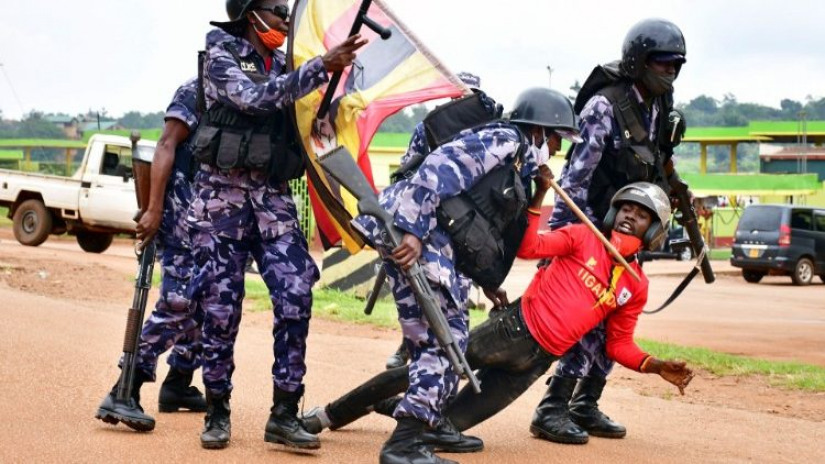 Uganda, eleições: líderes religiosos condenam violência e prisões indiscriminadas