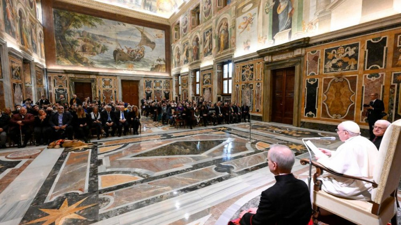O Papa: a mais alta dignidade da pessoa humana consiste em testemunhar a verdade